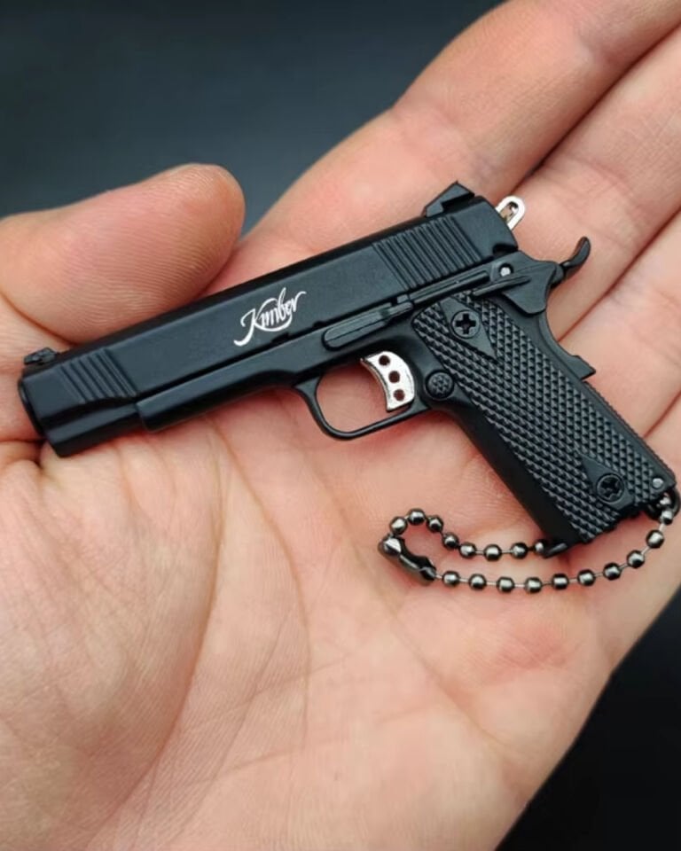 Colt Metal Minyatür Hareketli Anahtarlık - Siyah